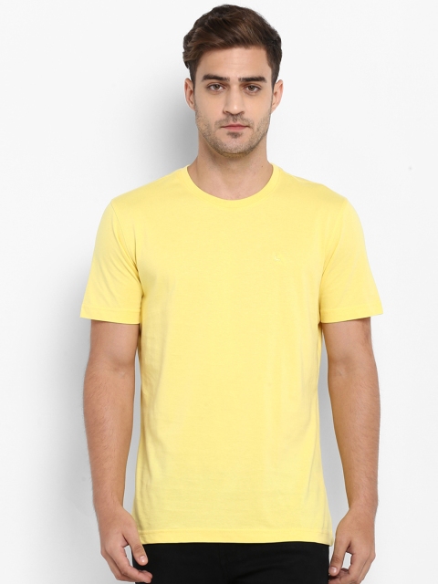 

Parx Men Yellow Solid Round Neck T-shirt