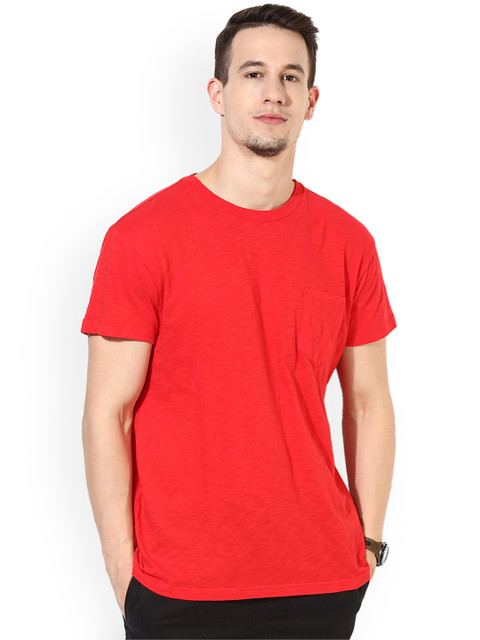 

Aeropostale Men Red Solid Round Neck T-shirt