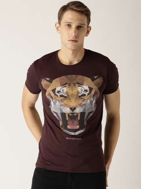 

United Colors of Benetton Men Burgundy Printed Round Neck T-shirt