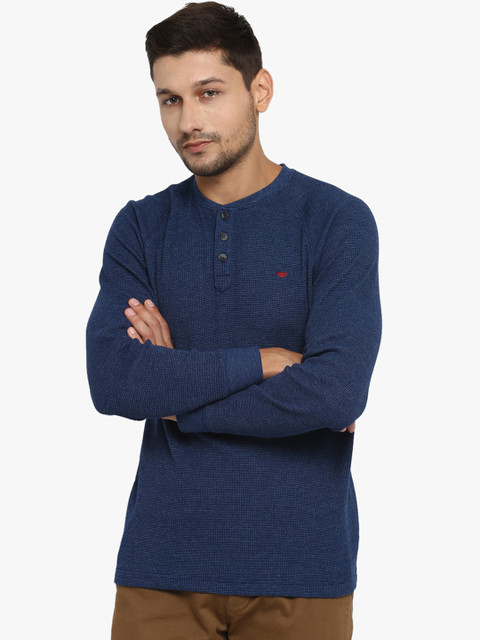 

Red Tape Men Blue Solid Henley Neck T-shirt