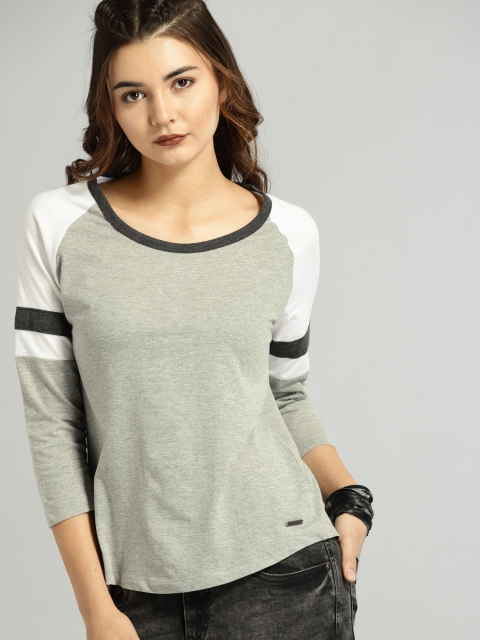

Roadster Women Grey & White T-shirt