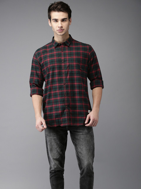 

Flying Machine Men Green & Maroon Regular Fit Checked Casual Shirt