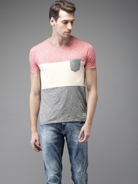 

Flying Machine Men Red Colourblocked Round Neck T-shirt