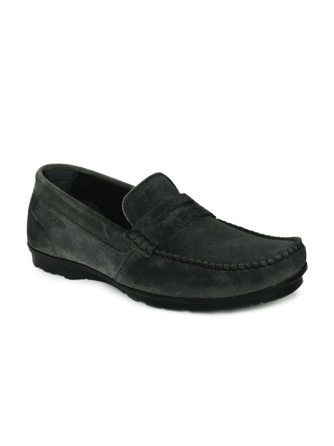 

Ruosh Men Green Suede Loafers