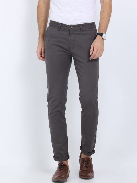 

Crocodile Men Charcoal Grey Slim Fit Solid Chinos