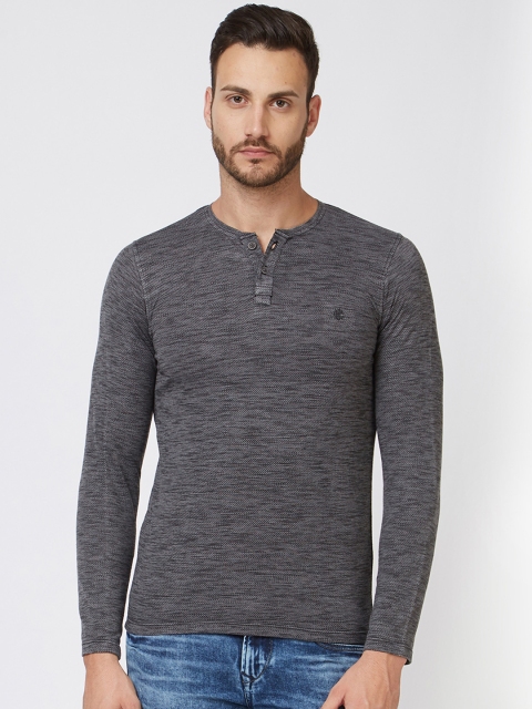 

Killer Men Grey Solid Henley Neck T-shirt