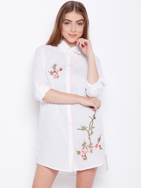 

Oxolloxo White Embroidered Nightdress W18198WNW001