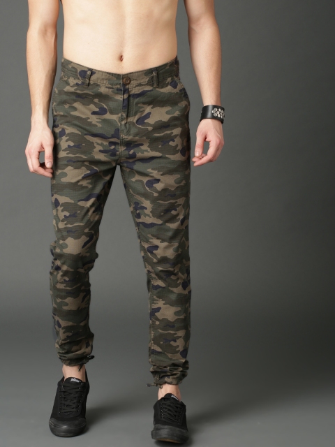 

Roadster Men Olive Green Regular Fit Camouflage Print Regular Trousers