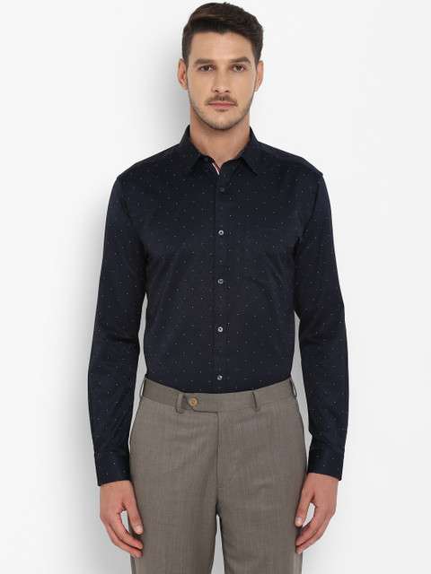 

Next Look Men Black Slim Fit Self Design Formal Shirt