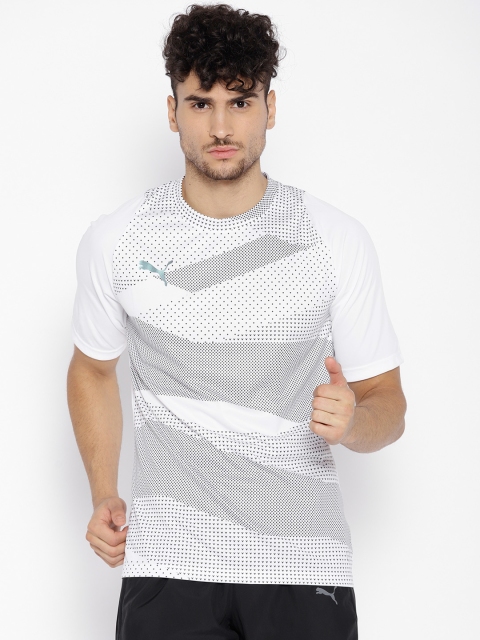 

Puma Men White & Black ftblNXT Graphic Core Training T-shirt