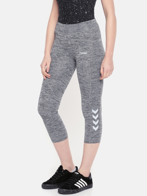 

hummel Women Grey Printed PENNY 3/4th Tights