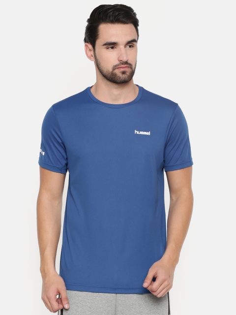 

hummel Men Blue Solid Round Neck T-shirt