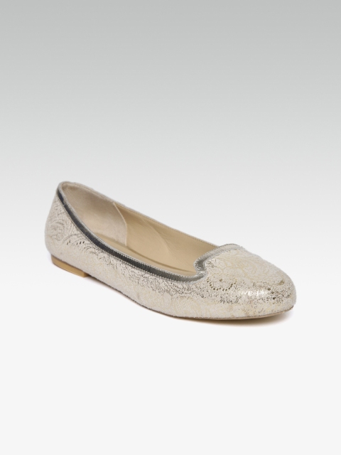 

OCEEDEE Women Rose Gold-Toned Leather Ballerinas