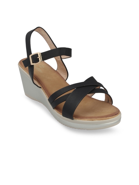 

pelle albero Women Black Solid Sandals