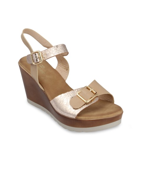 

pelle albero Women Beige Solid Sandals