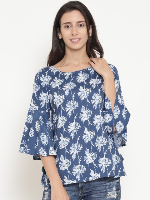 

Rangriti Women Blue & White Printed Top