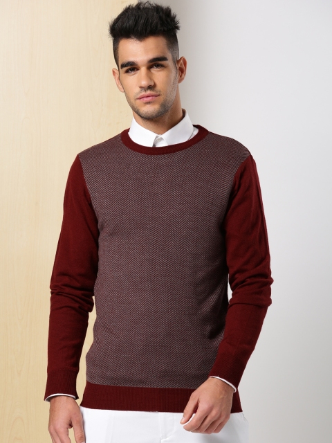 

INVICTUS Men Maroon & Grey Printed Pullover