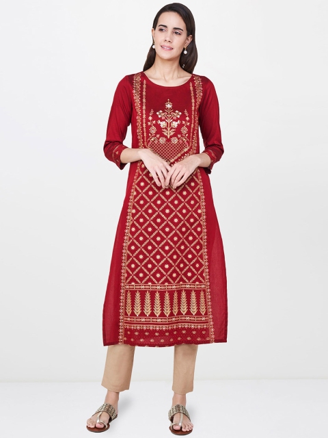 

Global Desi Women Maroon & Golden Foil Print Straight Kurta
