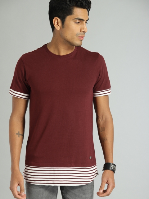 

Roadster Men Maroon Solid Longline Round Neck T-shirt