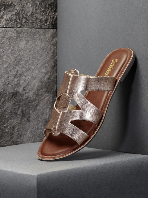 

Roadster Women Rose Gold Textured Open Toe Flats