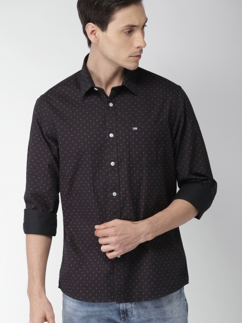 

Arrow Sport Men Black Slim Fit Self Design Casual Shirt