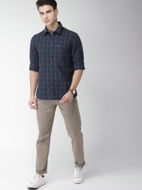 

Arrow Sport Men Navy Blue & Green Slim Fit Checked Casual Shirt