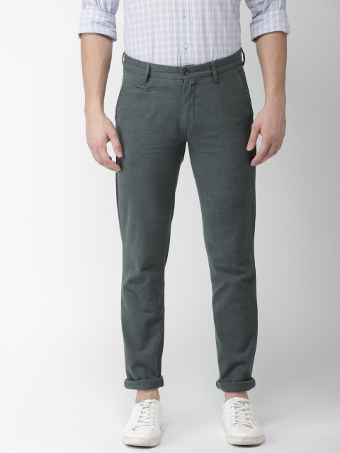 

Arrow Sport Men Grey Chrysler Regular Fit Solid Trousers