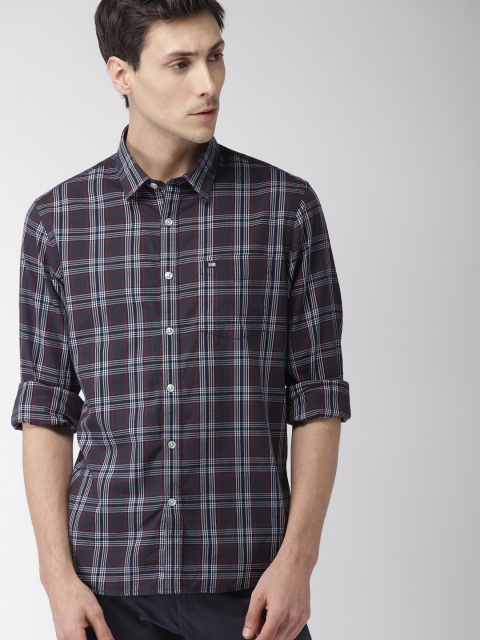 

Arrow Sport Men Grey & Blue Slim Fit Checked Casual Shirt