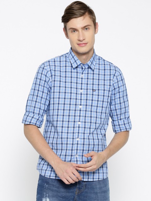 

Arrow Sport Men Blue & White Slim Fit Checked Casual Shirt