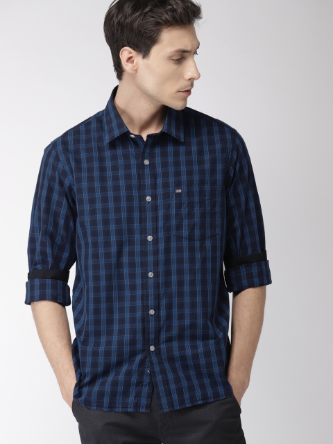 

Arrow Sport Men Navy Blue Slim Fit Checked Casual Shirt