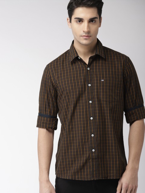 

Arrow Sport Men Navy & Mustard Yellow Slim Fit Checked Casual Shirt, Navy blue