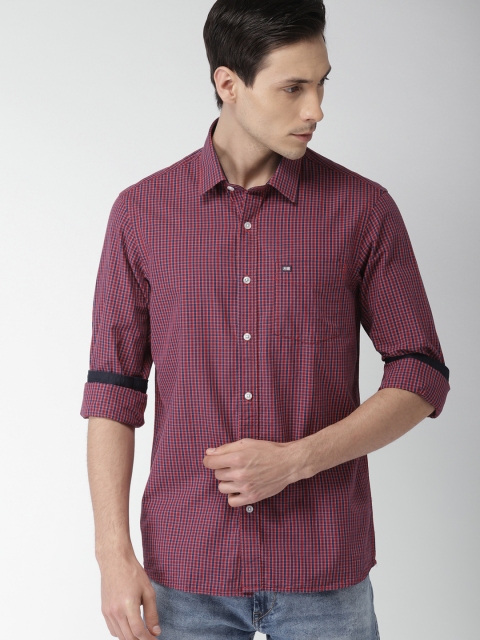 

Arrow Sport Men Red & Blue Slim Fit Checked Casual Shirt