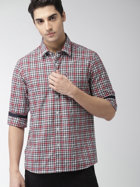 

Arrow Sport Men Red & Navy Blue Slim Fit Checked Casual Shirt