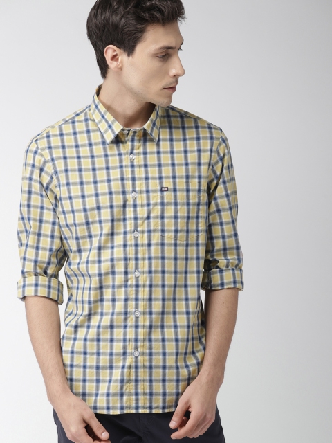 

Arrow Sport Men Yellow & Blue Slim Fit Checked Casual Shirt