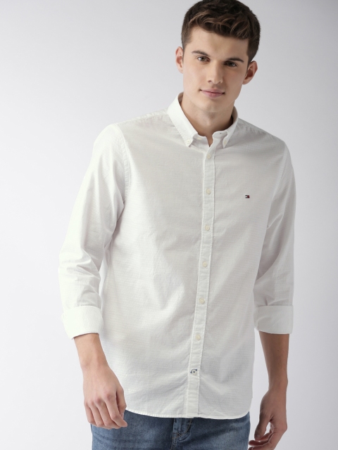

Tommy Hilfiger Men White Regular Fit Self Design Casual Shirt