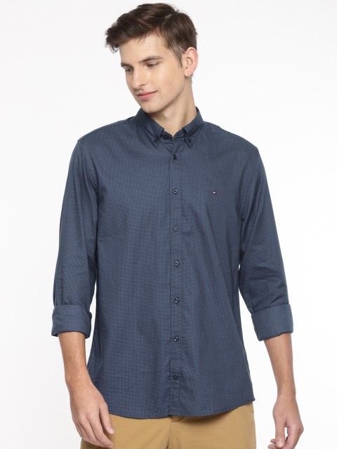 

Tommy Hilfiger Men Navy Blue Regular Fit Printed Casual Shirt