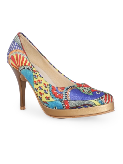 

Kanvas Women Multicoloured Printed Pumps, Multi