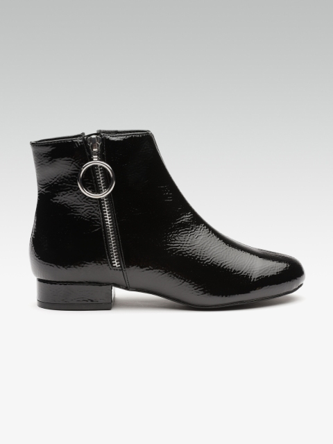

DOROTHY PERKINS Women Black Flat Boots