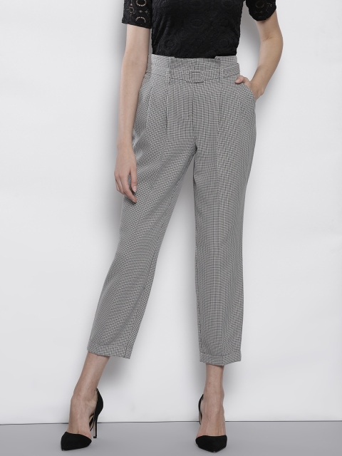 

DOROTHY PERKINS Women Grey & Black Regular Fit Checked Trousers