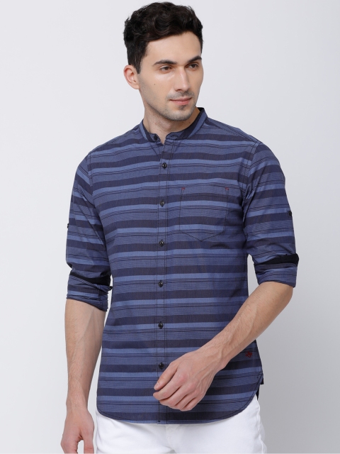 

LOCOMOTIVE Men Navy Blue Slim Fit Striped Casual Shirt