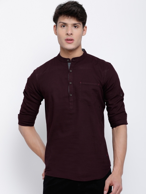 

LOCOMOTIVE Men Maroon Slim Fit Solid Casual Shirt