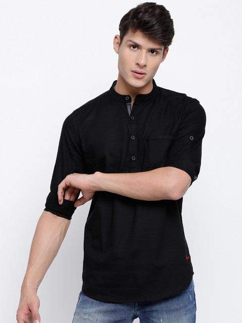 

LOCOMOTIVE Men Black Slim Fit Solid Casual Shirt