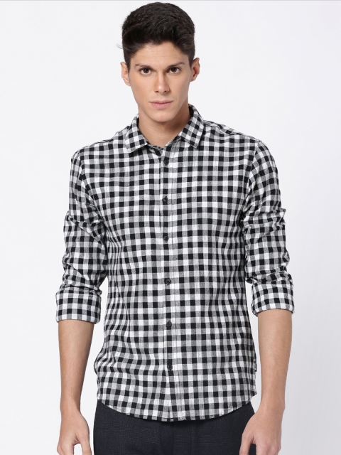 

ONLY & SONS Men Black & White Slim Fit Checked Casual Shirt