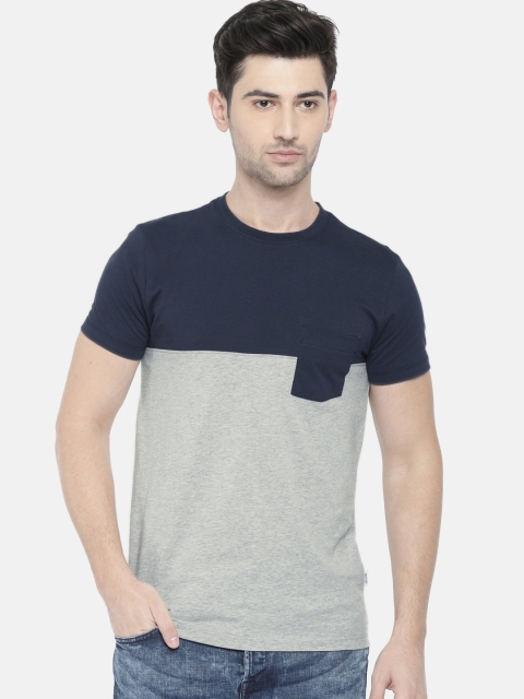 

ONLY & SONS Men Grey Melange & Navy Blue Colourblocked Round Neck T-shirt