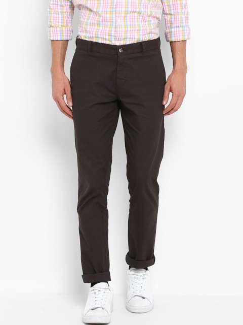 

Parx Men Brown Tapered Fit Solid Chinos