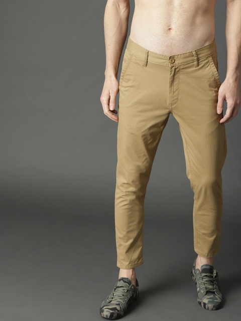 

Roadster Men Beige Regular Fit Solid Regular Trousers