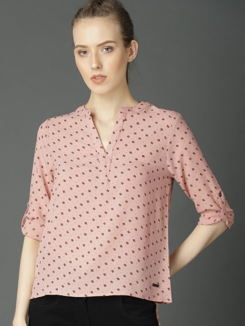 

Roadster Women Peach-Coloured Printed Top