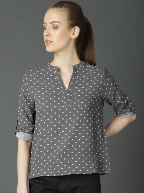 

Roadster Women Grey Printed Top