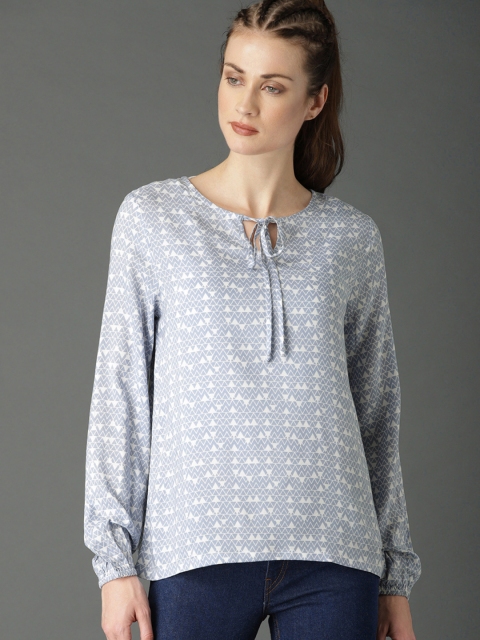 

Roadster Women Blue & White Printed Top