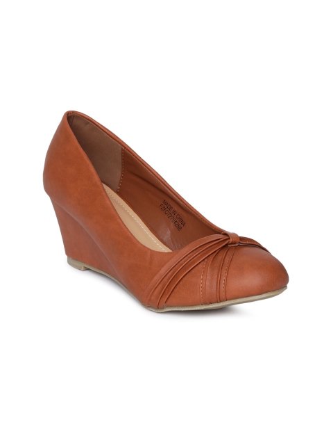 

Lavie Women Tan Brown ETHEL PLEATS Solid Wedges